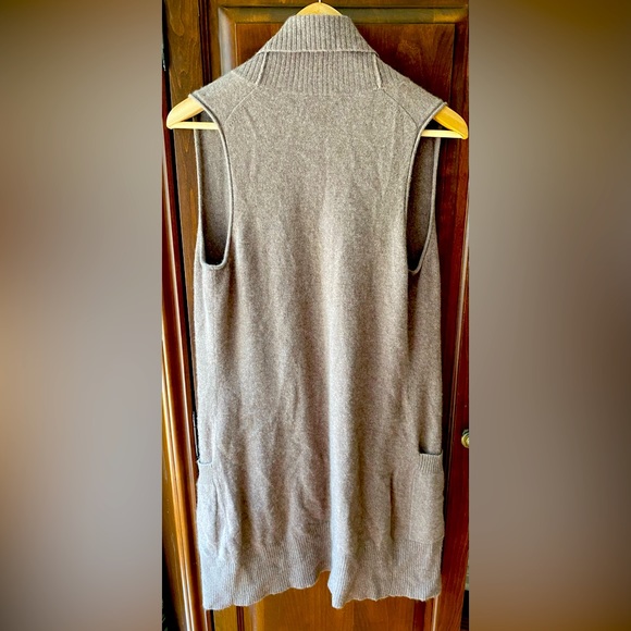 Long cashmere vest - Picture 4 of 4